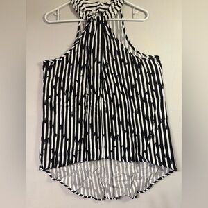 VENUS Monochrome Striped Top